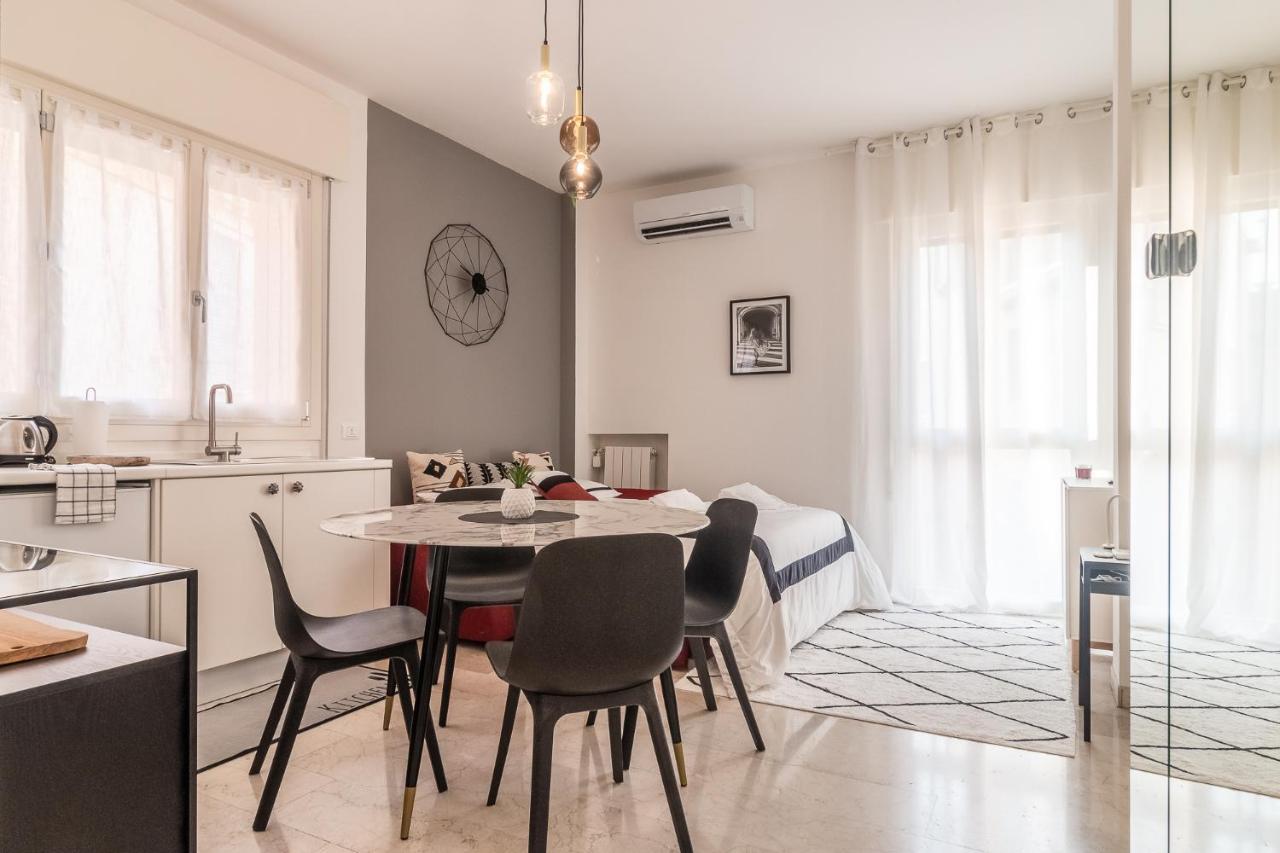 Апартаменты Grey House In The Heart Of @Тревизо Экстерьер фото
